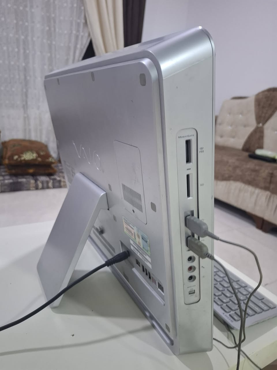 ما اعرف سعرها ادفع سعر عجبني ابيعك مكاني اربيل وعندي توصيل داخل اربيل فقط
للتواصل ***********
