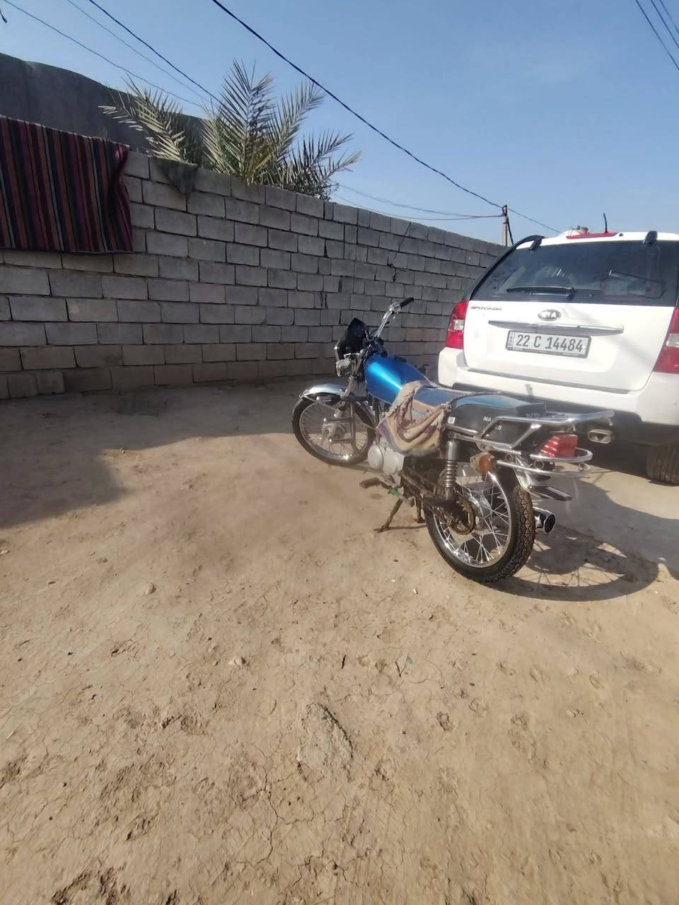 سلام عليكم نامه البيع موديل 18  دراجه حلوه كامله محرك مجفت  كهربائيات كلهة شغاله مكان ديالى كنعان ستفسار عل رقم ***********
