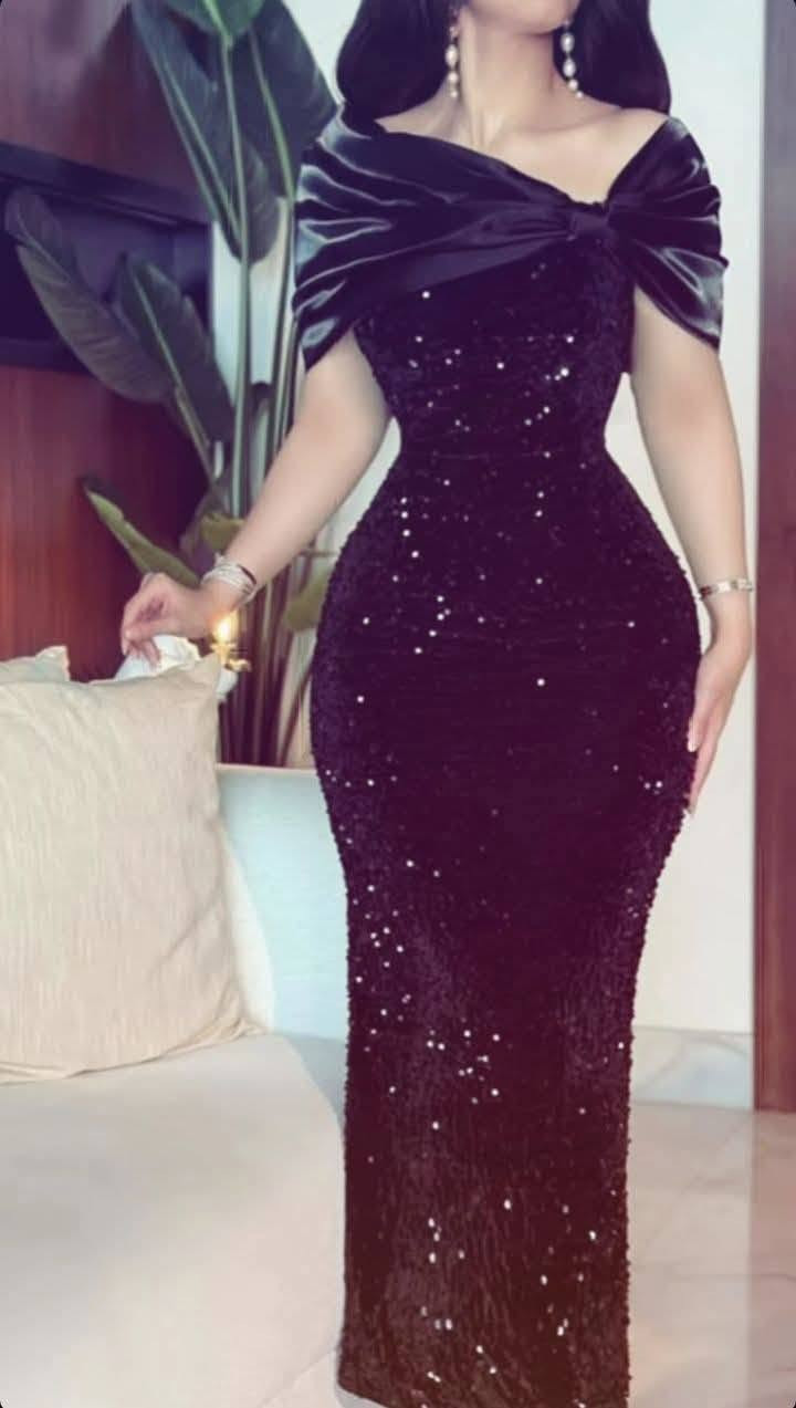 صواغي معدسة🥰
 الالوان نوار قرونا
لطاي s.m.l.xl.xxl


**إذا كنت صاحب هذا الإعلان وتريد حذفه لأي سبب، رجاءا أرسل رسالة إلى الدعم الفني**