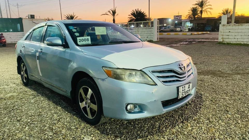 السلام عليكم 

للبيع 
كامري موديل 2007
وارد أمريكي 
فول مواصفات 
رقم بغداد هزه ورقم جديد 
صبغ 5 قطع بدون دواخل 
فقط رش ابيع احزام 
السياره محرك وكير شرط 
صدر تخم تاير كلو جديد 
تدفيه تبريد جاهز 
كهربائيات كلها شغاله بدون نقص 
السياره جديده مال جناي 

السعر 80$ وبيها مجال بسيط
ويرهم امراوس 
مكان السياره العلم 
***********
