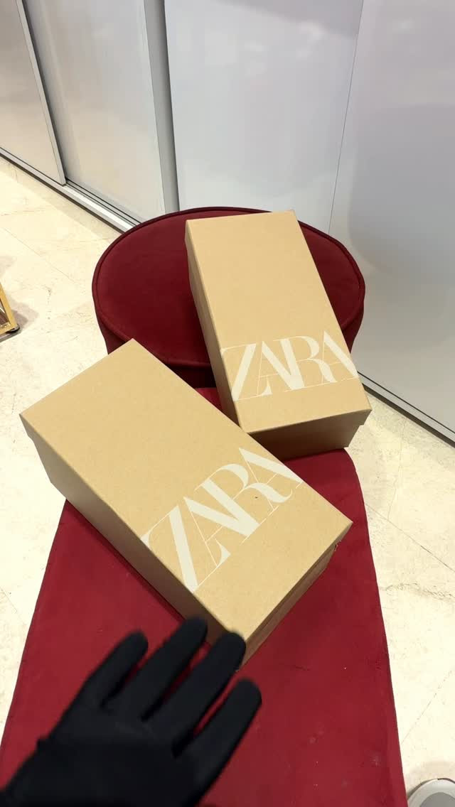 صدكو السعر لما تشوفون الجودة 😩✨
بنات هذا مو كلام، جربوا وگولولي 🤍”
ارتفاع ( 9 cm) 
(خفيف جدا - مريح )🌸
‏#taleena 
‏#تالينا 
 ❤️: المامون شارع البرج مقابل هوم سنتر المامون(بناية تاج سنتر) ،سهام العبيدي-الاميرات خلف صوفيا سنتر .

توصيل بغداد وجميع المحافظات.
#تالينا_للاحذية_والحقائب #بغداد #اكسبلور⁩⁩⁩⁩⁩⁩⁩⁩⁩⁩⁩⁩⁩⁩⁩⁩⁩⁩⁩⁩⁩⁩⁩⁩⁩⁩⁩⁩⁩⁩⁩⁩⁩


**إذا كنت صاحب هذا الإعلان وتريد حذفه لأي سبب، رجاءا أرسل رسالة إلى الدعم الفني**