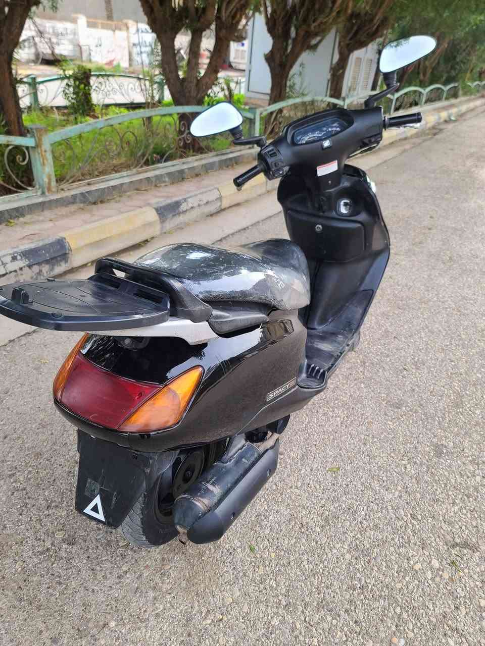 سبيسي ياباني 

دراجه جاهزه كل نقص مابيه 

(مكينه مفتوحه اول فتحه رايمر )

اي استفسار خاص او الاتصال  ***********
