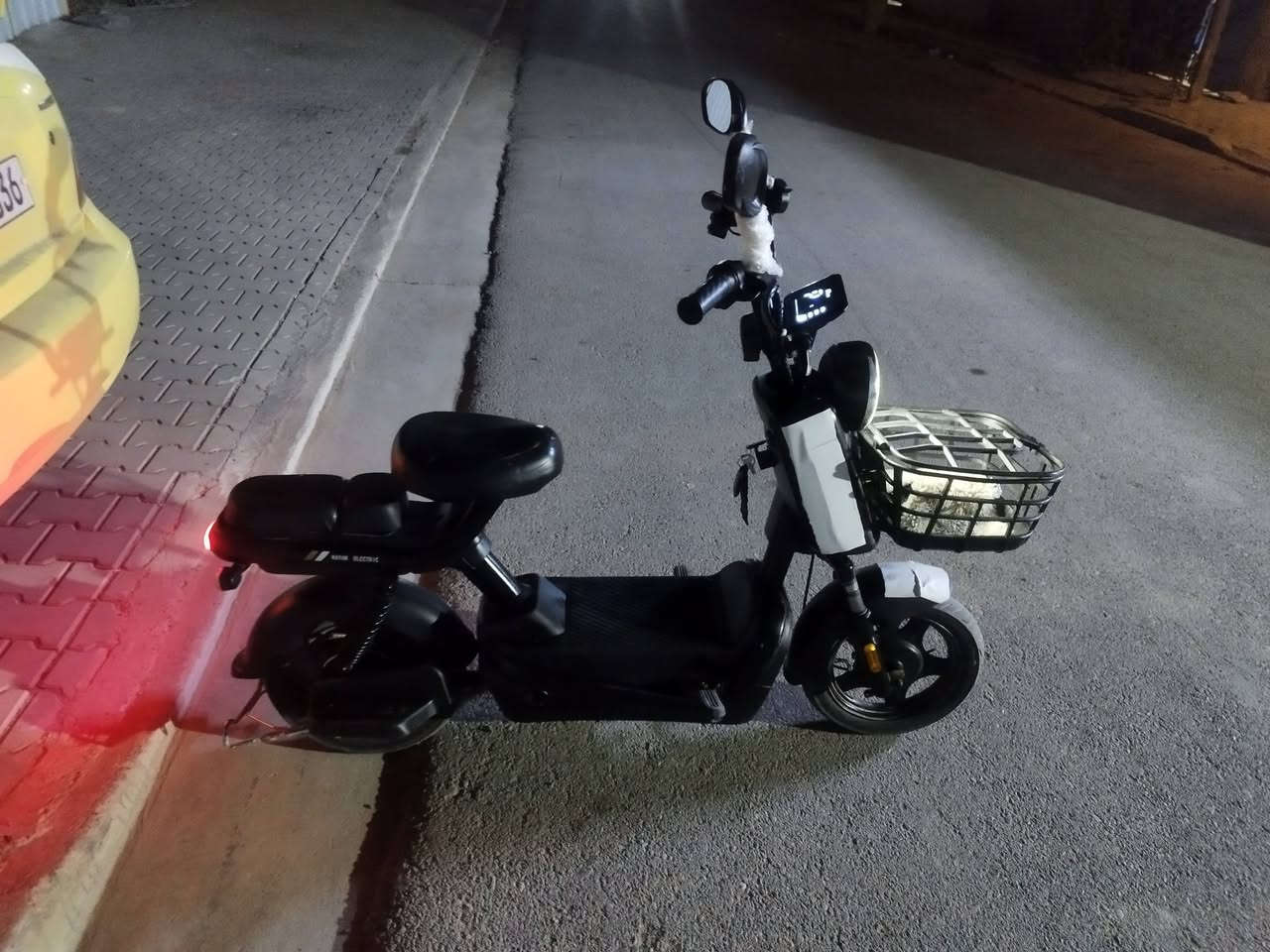 مراوس اب ار تسعه او اي دراجه اكبر والدراجه كلش نضيفه تجي وتفحص وتاخذ تراي هم لان اني ماتكد من حلالي وتمشي اربعين حقيقي العداد حقيقي لان دراجه نوع ريان مكاني بغداد الحسينيه مال اشديه وهاذ رقمي للتواصل ***********
