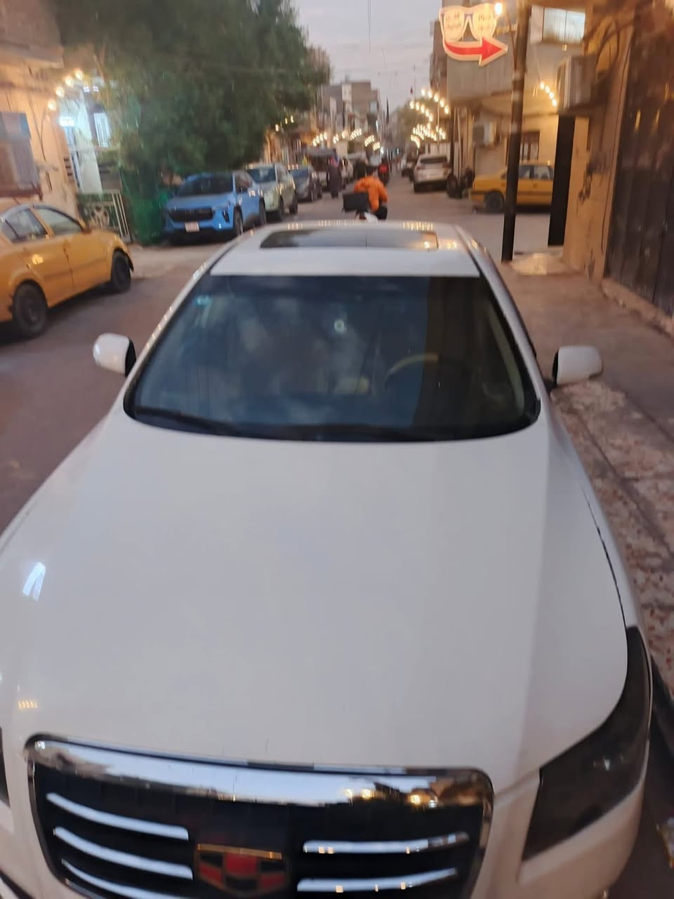 ام گراند موديل ٢٠١٣ محرك ميتسوبيشي 2400 گير محرك تبريد كفاله سنويه بسمي گير محرك تبريد كفاله خير من الله بيها صبغ بل دواير مال الچاملغات 
السعر ٦٩ بيها مجال مكانها بغداد شارع حيفا للتواصل ***********
