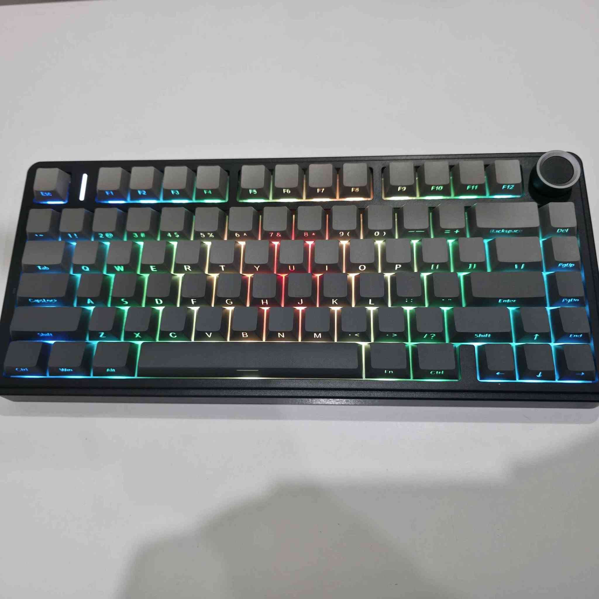 بۆ فرۆشتن / للبیع
كیبۆردی میکانیکی aula f75 pro / كيبورد ميكانيكي Aula F75 Pro

نرخ: 65 هەزار / السعر: 65 ألف

نوێ / جدید.
گەیاندن بەردەستە / توصيل موجود أربيل, العراق


**إذا كنت صاحب هذا الإعلان وتريد حذفه لأي سبب، رجاءا أرسل رسالة إلى الدعم الفني**