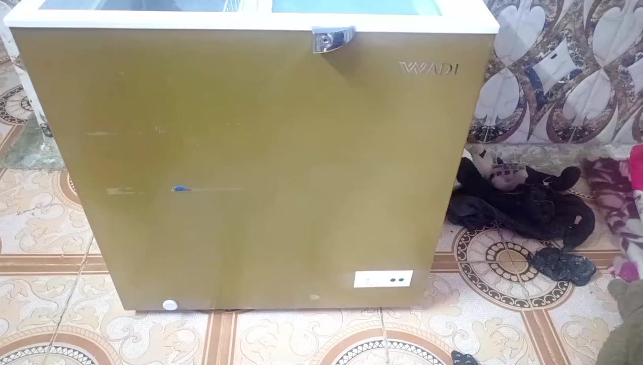 سلام عليكم 
للبيع سعر الف 185
***********
تواصل على هذا الرقم
