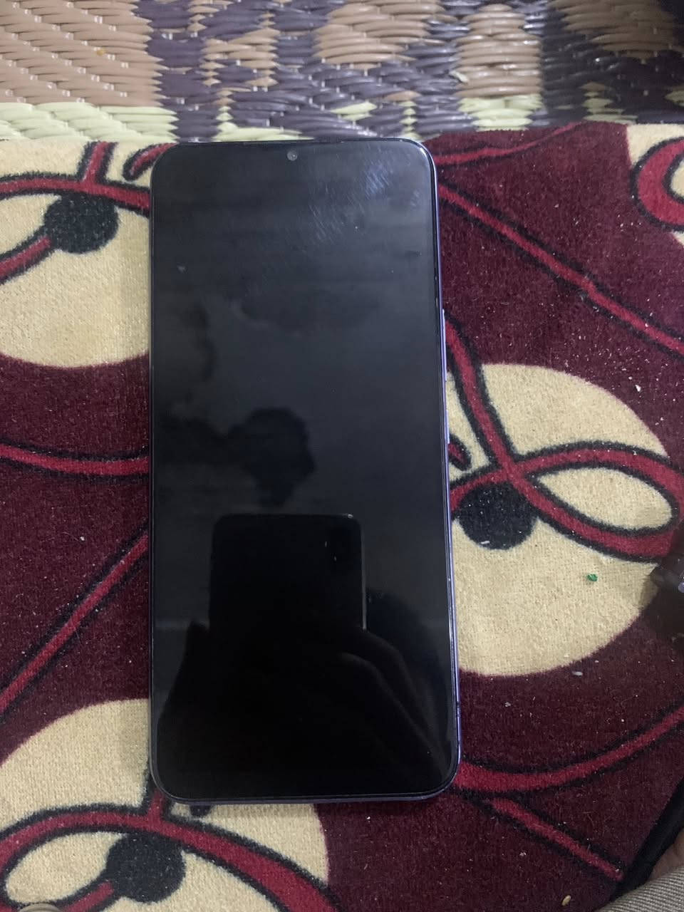 السلام عليكم مبايل انفنكس هوت 11i ذاكره 128 رام 6 بوبجي 40 فريم مراوس بموطور شحن حجم 14 الاتصال علا الرقم ***********
