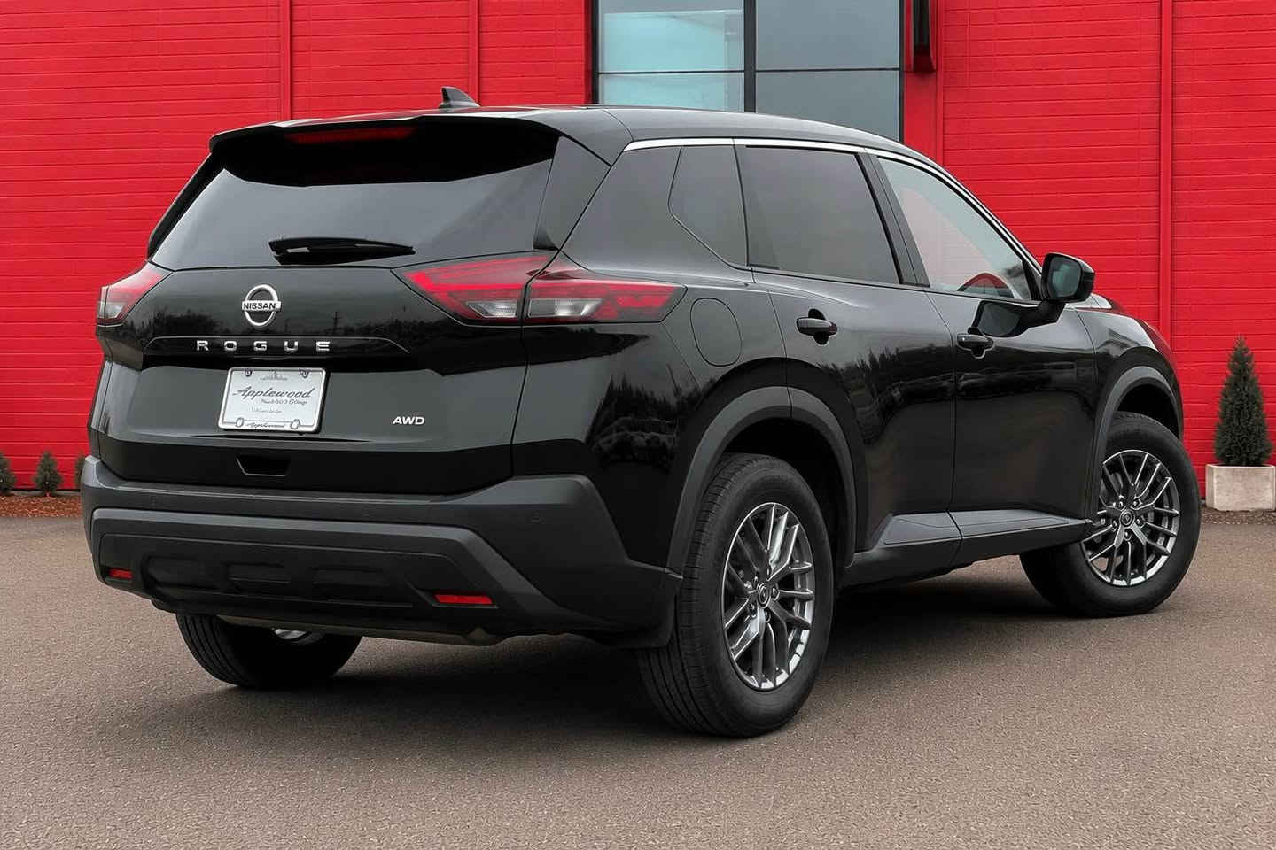 🚘 NISSAN ROGUE AWD 2023 🚘

🔥 دەبڵ ئەکسل | دۆخێکی نایاب 🔥

تکایە پۆستە جوان بخوێنەرەوە هەموو شتێکم نوسیوەە 
                            👀5N1BT3AB1PC804006
                           ژمارەی شانصی 
                     ٤٩٠٠٠ مایل ڕۆیشتووە 🚀

✅ مۆدێل 2023
✅ دەبڵ ئەکسل AWD
✅ مۆتۆری بەهێز و کەم سەرەفە 1.6 3 سلندر
✅ گێربۆکسی ئۆتۆماتیک
✅ Smart Key
✅ Push Start
✅ شاشەی گەورە
✅ کامێرا
✅ ڕاداری پێش و دوا
✅ Auto Hold
✅ لایتی LED
✅ کوشنی چەرمی
✅ سنسۆر و حاسەی تەواو
✅ مۆدی جیاوازی لێخوڕین

💎 سەیارەیەکی خێزانی و گەشتی زۆر ئارام
💎 هێز، ئارامی و ئابووری لە یەک شوێندا
💎 یەکێک لە داواکراوترین SUV ـەکانی نیسان
🙏🏻 یەنها بۆنیت بۆیاخە بێ ناوگرتن 
🙏🏻ئێرباک نەتەقیوە 
👍🏻ژمارەکاتی ٣ مانگی لەگەڵە 

🏁 دۆخێکی زۆر پاک و نایاب
🏁 هەموو شتێکی بەشەرت
🏁 ئامادەی گواستنەوە

📍 شوێن: سلێمانی
📞 0770 159 5656

🚗 بۆ زانیاری زیاتر پەیوەندی 
                 
                 🚘 NISSAN ROGUE AWD 2023 🚘

🔥 دبل أكسل  | حالة نادرة 🔥
                       👀5N1BT3AB1PC804006
                           رقم الشاصی
                      ٤٩٠٠٠ مايل ماشية 🚀

✅ موديل 2023
✅ دبل أكسل AWD
✅ محرك اقتصادي وقوي
✅ ناقل حركة أوتوماتيك
✅ Smart Key
✅ تشغيل بصمة
✅ شاشة كبيرة
✅ كاميرا
✅ رادار أمامي وخلفي
✅ Auto Hold
✅ إنارة LED
✅ مقاعد جلد
✅ حساسات كاملة
✅ أنظمة قيادة متعددة
🙏🏻فقط بونيت صبغ بدون دواخل 
🙏🏻ارباك سليم ما طاك
👍🏻رقم كاتى ٣ شهر ويا 

💎 سيارة عائلية مريحة ومناسبة للسفر
💎 تجمع بين القوة والراحة والاقتصادية
💎 من أكثر سيارات نيسان SUV المطلوبة في السوق

🏁 حالة ممتازة ونظيفة جداً
🏁 جميع الأمور بحالة ممتازة
🏁 جاهزة للنقل مباشرة

📍 الموقع: السليمانية
📞 0770 159 5656 السليمانية, العراق
