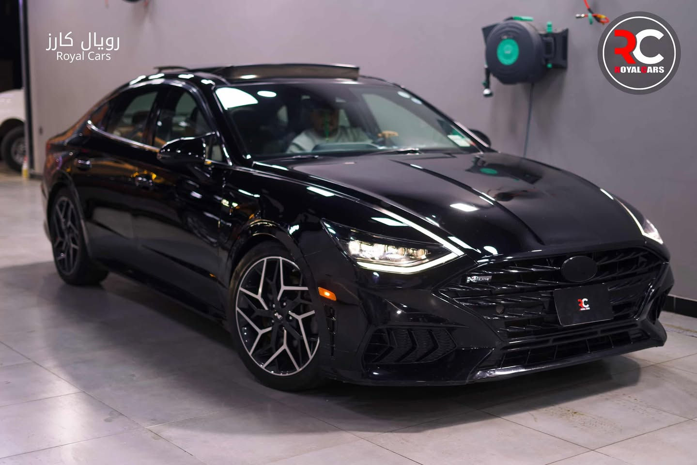 الســلام عــليكم
للبيــع فــقط 

هيونداي سوناتا أن لاين (N Line) 

امريكي الون اسود 
المحرك (500’2)(تيربو 290hp)
موديل(2023)
ماشيه 21 ميل 

✅السياره:رقم أربيل بأسمي تحويل ثاني يوم

✅السياره كامله من كلشي ع فحص وين ميعجبك

🟣المواصفات اعلى فئة (Nline)
🔵 فتحة سقف بانوراما
🔴 رادار جانبي ، رادار امامي ، رادارات جانبية
🔵حساسات
🔴 نقاط عمياء
🔵 قيادة آلية ، محدد سرعة ، تحديد الخروج عن المسار
🔴 4 وضعيات قيادة
🔵 شفتات بالستيرن
🔴 تشغيل عن بعد
🔵 اوتو هولد
🔴 سايد بريك بصمة
🔵 كامرة خلفية دوارة
🔴 مقاعد كهربائية ، 
كنتاره وجلد بختم N line
🔵 تدفئة و تبريد قطعتين
🔴 شحن لاسلكي
🔵 سستم صوت Bose
🔴 شاشه كبيره ابل كار بلي و اندرويد اوتو  
🔵لدات بلاديه بلدشبول تتحكم بيهه من الشاشه 

صور الحادث مرفقه بلمنشور 
حادث جانبي
بجم كبس 
السعر 192 وبيهه مجال للشراي 

للأستسفار متوفر اتصال و. واتساب

***********
مكانـي (شارع فلسطين)
