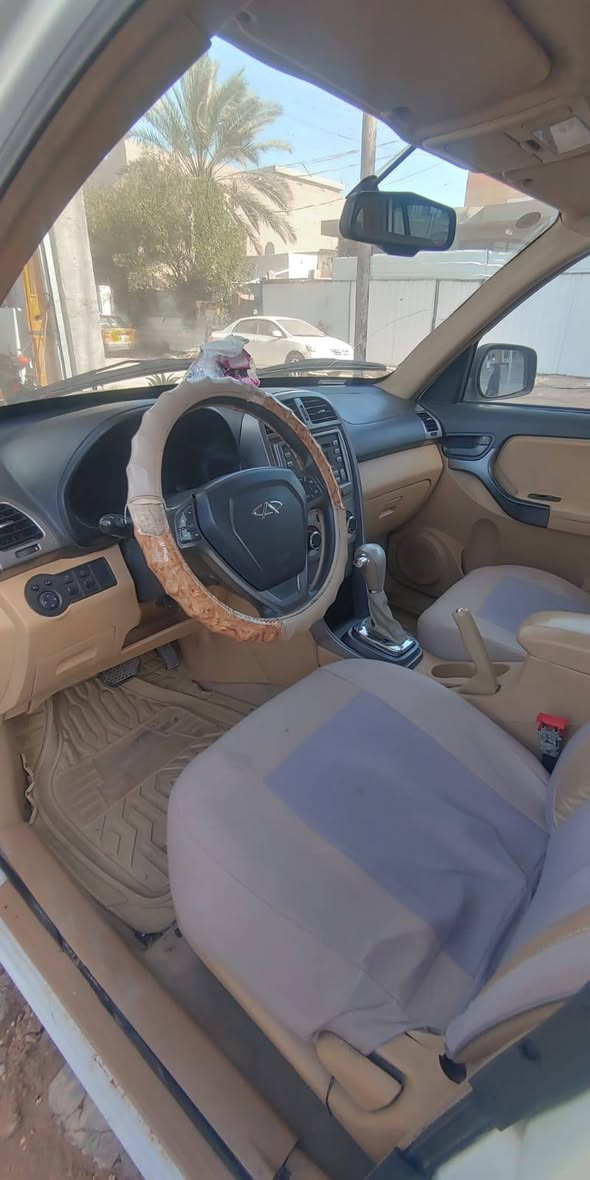 السلام عليكم موديل 14 كيرميكانيكي تدفئه تبريد بدون صبغ كيرمحرك خيرمن الله رايدها 65 بيهامجال ***********
