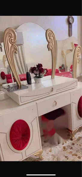 غرف نوم ملكي للبيع ***********
السعر 750وبيه مجال قليل
