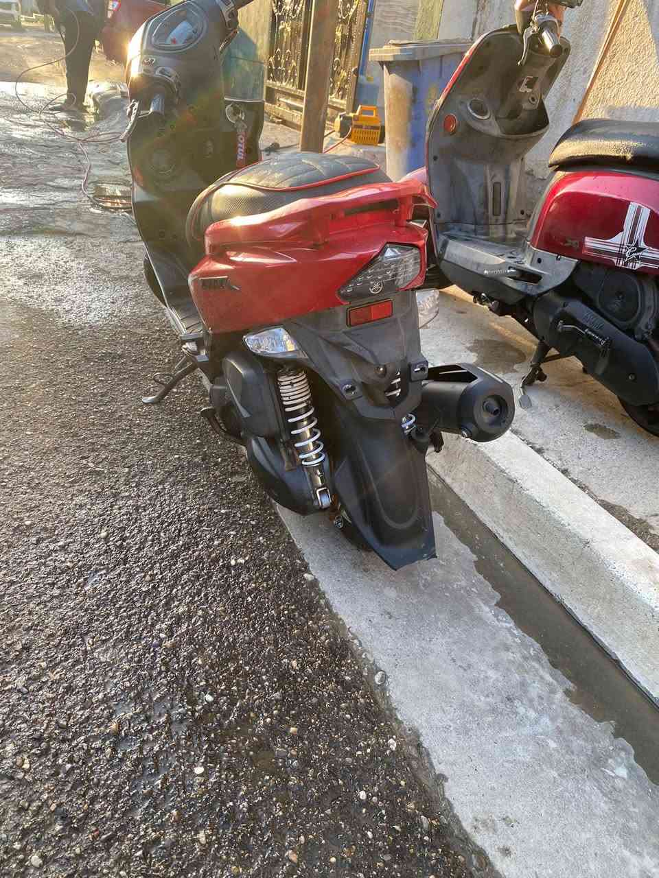 السلام عليكم جي تي آر للبيع 2014 دراجه نضيفه تجي وتشوف بعينك وجيب فيتر وياك وفحص براحتك يدات رياضي كشن رياضي كهربائيات كلها شغاله قبل شهرين من نازله الرمبه عداد الكتروني الاستفسار 
٠٧٧٦ ٦٤٢ ٩٤٥٨
