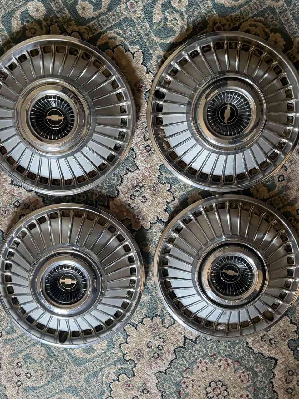 سلام عليكم تخم. 63.  نضافه. ٩٠.  ب٤٢٥. وبيهن  مجال. قليل.  ‭٠٧٧٦ ٢٤٥ ٣١٣٢‬
