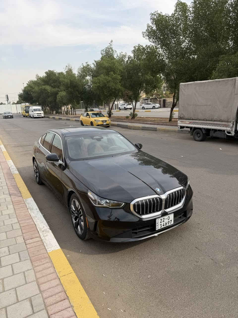 شلونكم حبايب القلب
السلام عليكم
للبيع BMW 530 موديل 2024
فول أعلى فئة بالمواصفات
Individual اندفجول
وارد كندي كليييين تايتل مكفوله
شركه من كلشي
محرك 2.0 توين باور تيربو تسارع
قوي 292 حصان والعزم 420
نيوتن
ماشيه 34  الف فقط

1.نظام الأوتو بارك (ركن السيارة
بدون تدخل السائق)
2. نظام البارك إسيست (امكانية
3.كامرات 360 درجة عدد 4
محيطيه 3D
4.فتحة بانورما
Head Up Display gu Lls.5

7.شاشة كبيرة متصله والازارار كلها لمس
8.فتح الصندوك بالقدم وكهربائي
9.لايت ليزر اصلي داينمك
الوصف
10.كشنات جلد طبيعي لون احمر + الكشنات كهرباء وخزن ميموري
11.تدفئه بالمقود والكشنات
12.تصعيد وفتح الزجاج بالبصمه
13.حساسات امامي خلفي جانبي
14.اضاءة محيطية متغيرة الالوان 
تعيم تلقائي .16
17.شفتات بالمقود
19.نظام الترحيب عن الاقتراب من السيارة ودخول ذكي عن طريق كارت او بصمه او التطبيق
20.ابل كار بلي وايرليس
21.رادار امامي
22.رادار النقطة العمياء
23.رادار الخروج عن المسار

24. نظام سيفتي كامل وتصوير
3d
اخوان السياره جديده وع ايدي
وشكل الجديد وسيرفساتها كله بل
شركه 
مكفوله من اي شي بالك
السعر 473 ورقه وبيها مجال
بسيط
مكان السيارة بغداد شارع فلسطين

رقم تلفوني ***********
