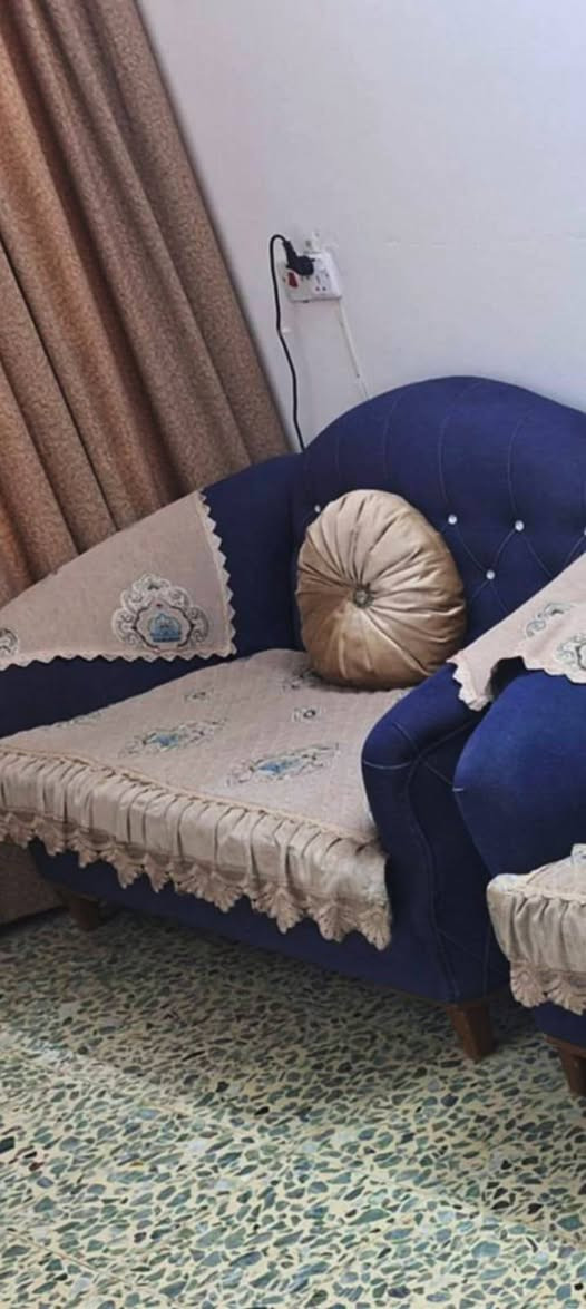 نص تخم قنفة كبيرة وقنفة وسط مثل ما موضع بلصورة مابي اي ضرر كلش نضيف    المكان بغداد الطوبجي 
سعره 150 وبي مجال


**إذا كنت صاحب هذا الإعلان وتريد حذفه لأي سبب، رجاءا أرسل رسالة إلى الدعم الفني**