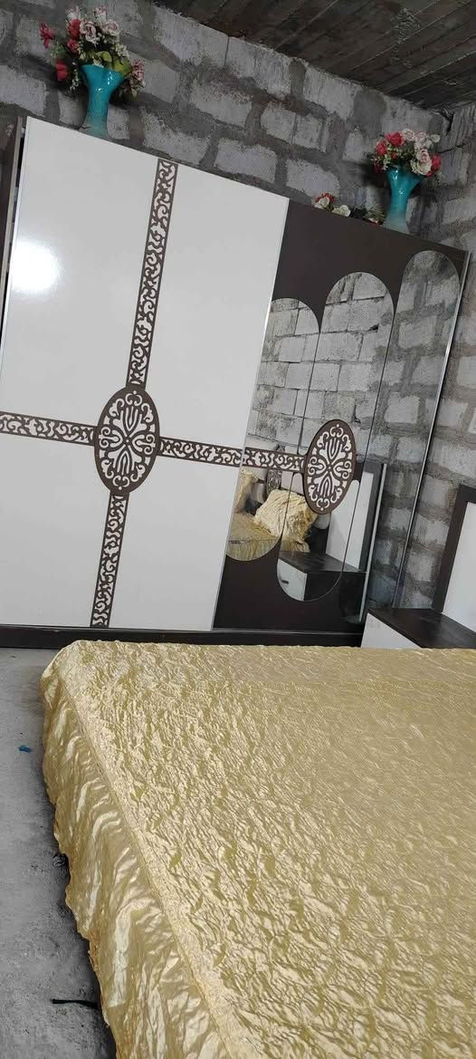 غرفه نوم تركي تسع قطع ويشد ويا النقل400 من معرض اياد ويوسف》***********》***********》 كركوك, العراق
