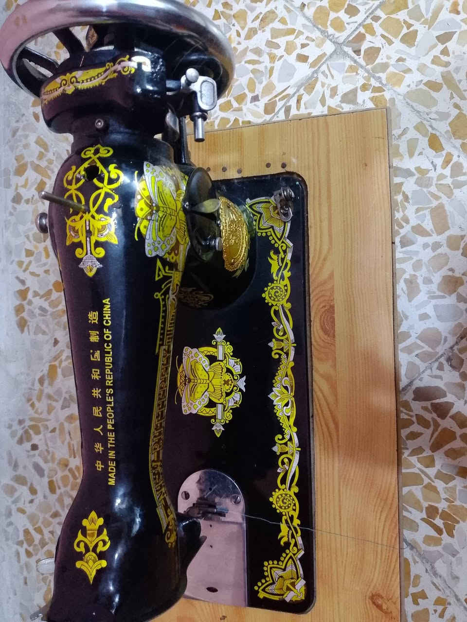 للبيع وسعر 70 وبيه مجال


**إذا كنت صاحب هذا الإعلان وتريد حذفه لأي سبب، رجاءا أرسل رسالة إلى الدعم الفني**