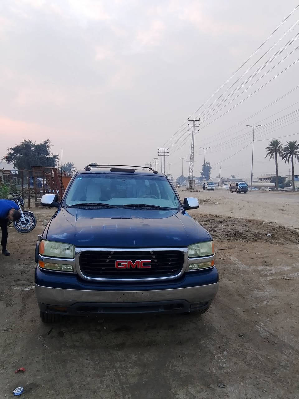 السلام عليكم جمسي للبيع سوبر بان موديلها 20002سياره جديده مال مزاد بيها كتاب ترقيم مكمل بس عل بصمه بغداد خصوصي سياره عل وظع الشركه مابيها صبغ حجمها 6براغي مكينه 5300 تخم تاير جديد محرك كير لوك سعرها 110وبيها مجال قليل مكانها بغداد ابو غريب الاتصال بهاذه الرقم *********** غير متواجد عل فيس
