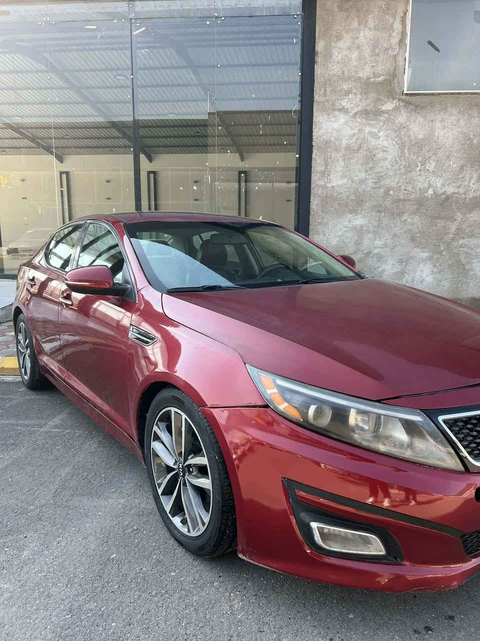 سلام عليكم 
اوبتما 2015 للبيع 
محرك وكير شرط 2400
سياره بيها 3 قطع 
السعر 105 وبيها مجال 
***********
***********
