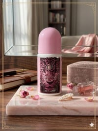 رول قصة • ثبات طويل • عطر فواح