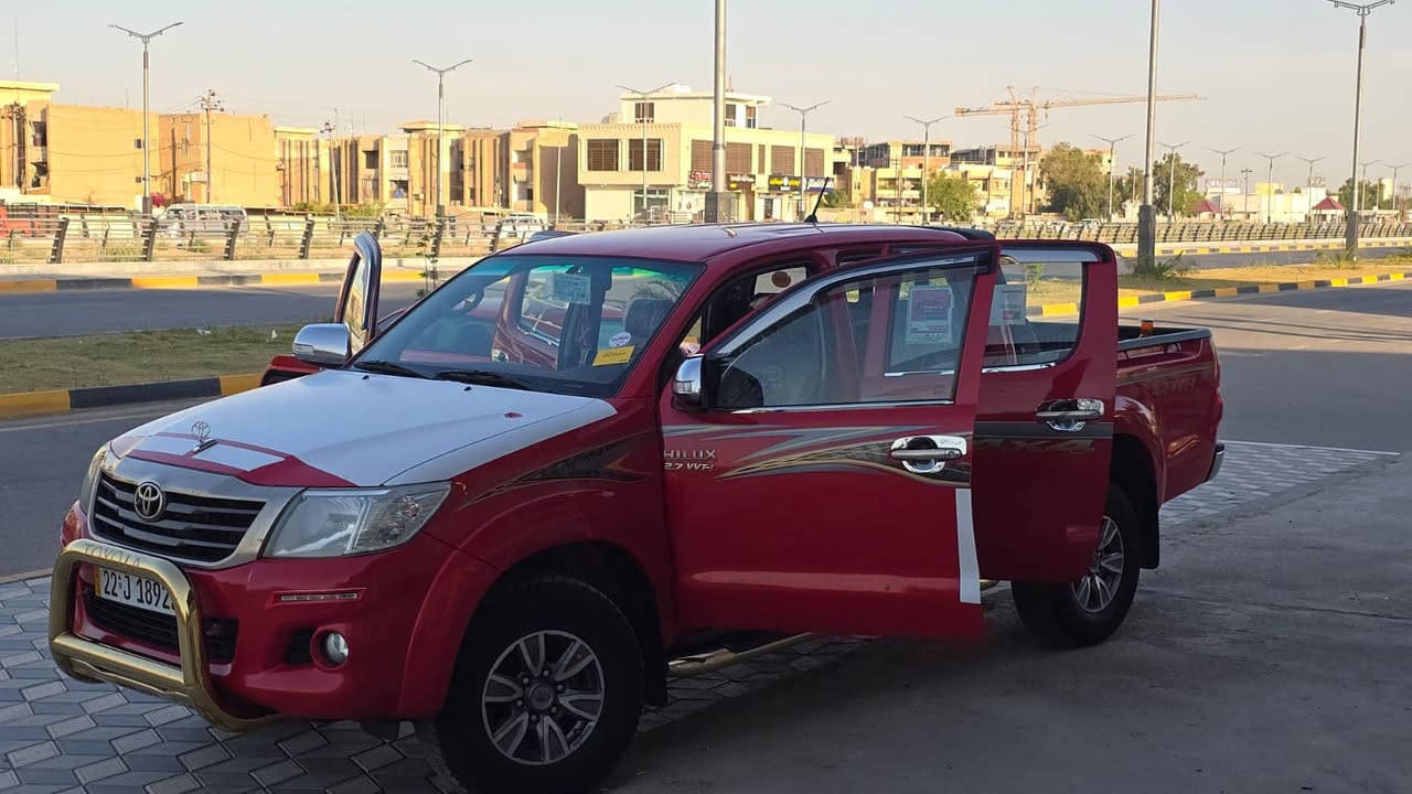 السلام عليكم للبيع تيوتا فور ويل موديل 2015 
للاتصال***********
