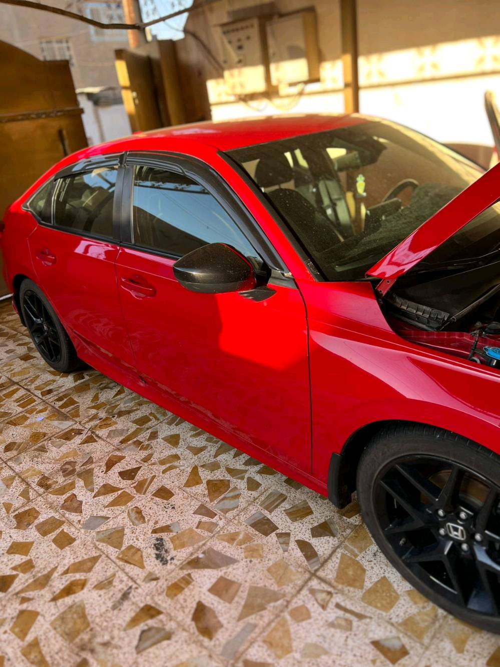 السلام عليكم  للبيع 
Honda Civic 
2023
 Sport 
 رقم أربيل بأسمي تحويل بأي وقت 
بدون دواخل  
حداثها موضح بالصوره 
مابدل بيها اي قطعة  البنيد معدل موضح بالصوره
وراديترات مالتها الاصليه 
موصفات السبورت معروفه 
سياره جاهزه  وحلوه  والسياره مشغلها شغل مال جناي مو بيعاع شراي
السعر 155 وبيها مجال وبالخير ع ياخذها 

للاستفسار  خاص او الاتصال  ***********