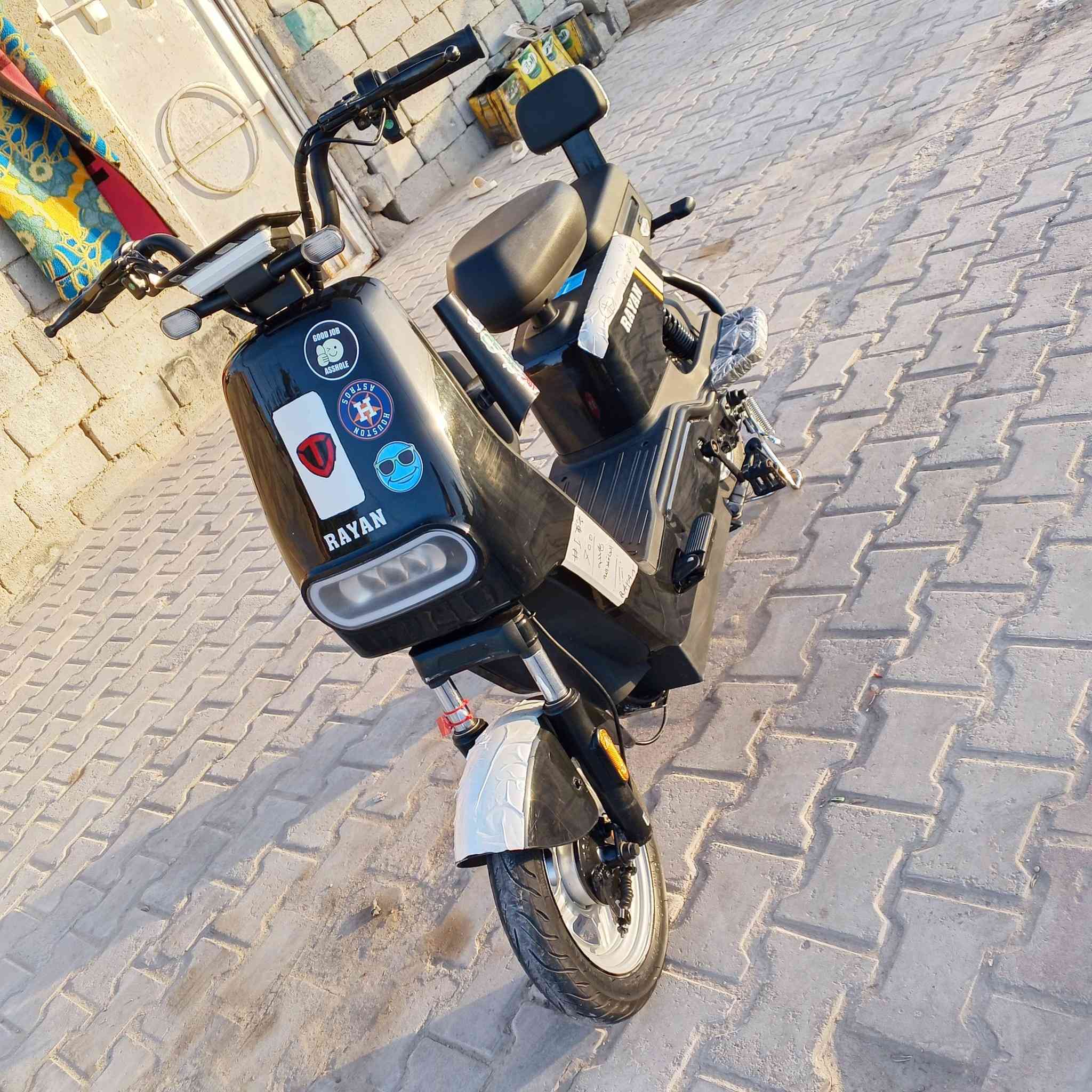 سلام عليكم 👋
البيع دراجه شحن  بطاريات(4) بصمه عدد(2)+ سويج(2) + تشغيل عن بعد + عالي ناصي +نضام ARS تثبيت سرعه + ويل امامي اعوج + دراجه جديده سعر 500 وبيها مجال _مكان كربلاء حي نصر 🍀 + شاحنه


**إذا كنت صاحب هذا الإعلان وتريد حذفه لأي سبب، رجاءا أرسل رسالة إلى الدعم الفني**