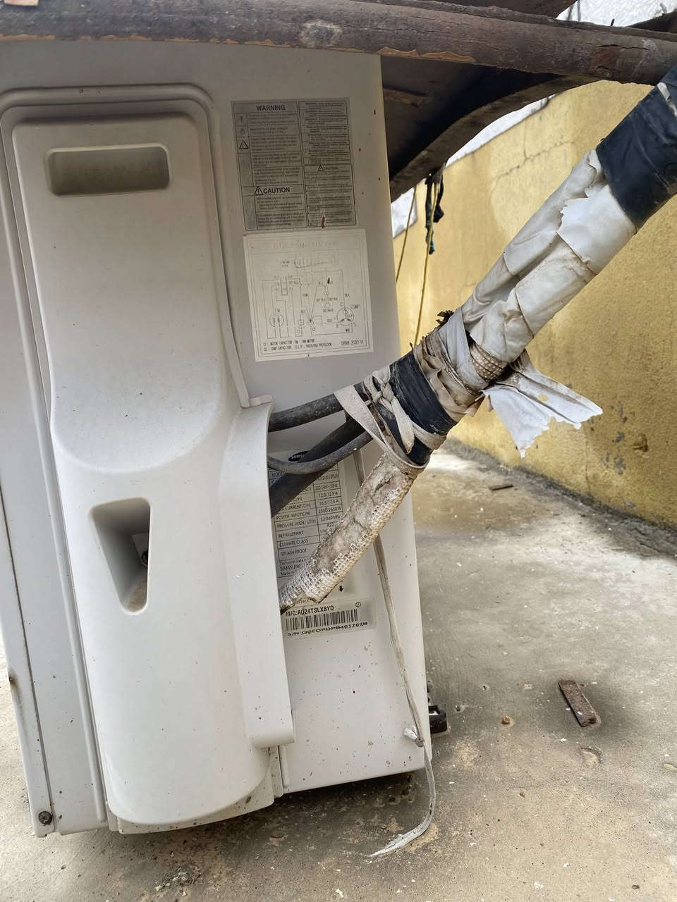 سڵاو بۆ فرۆشتن دوو تەنە   موشتری نامە بنێرە لە خزمەتم
شوێن :  بازیان


**إذا كنت صاحب هذا الإعلان وتريد حذفه لأي سبب، رجاءا أرسل رسالة إلى الدعم الفني**