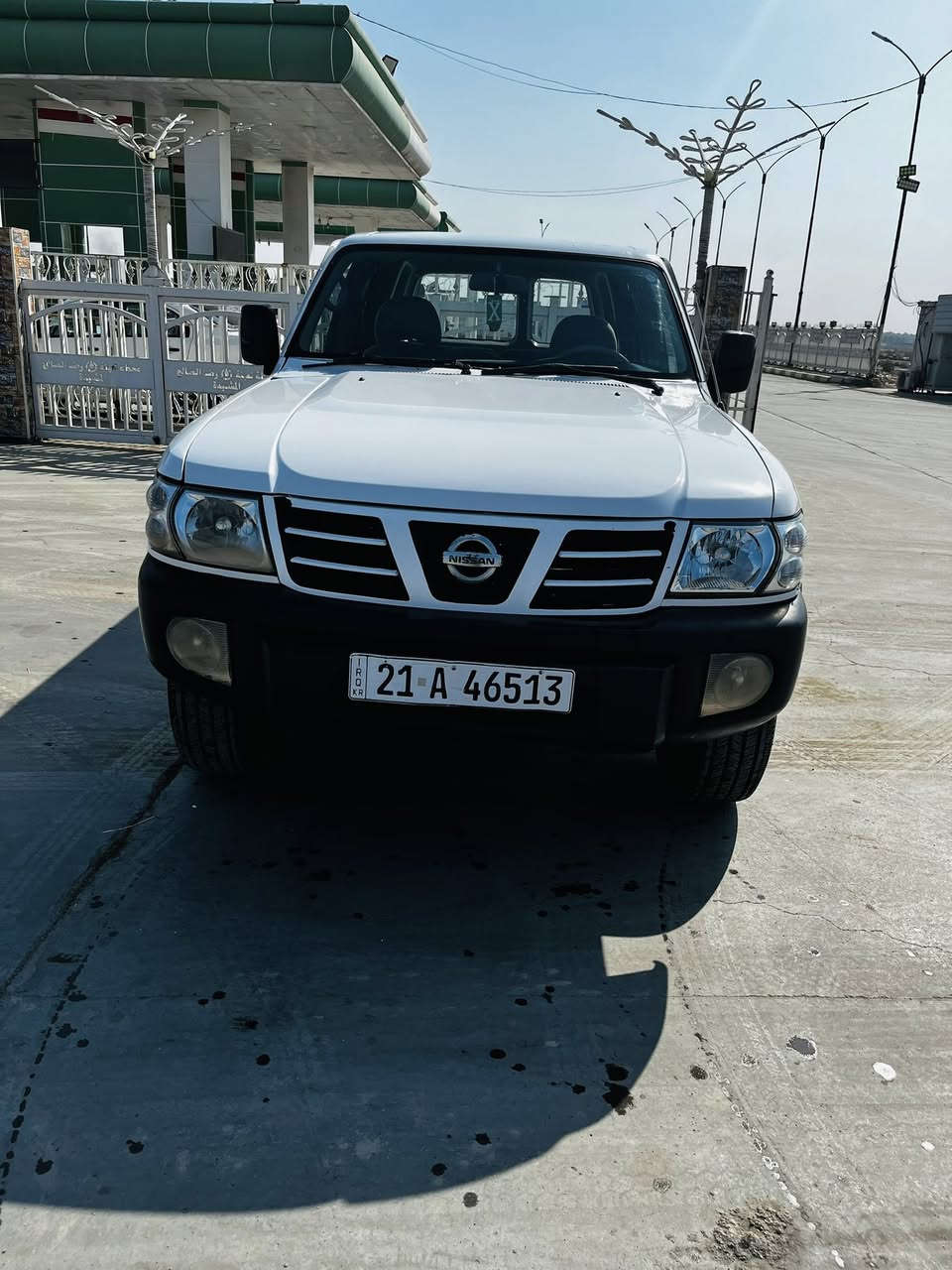 السلام عليكم نيسان باترول 2001 رقم سلمانيه. سنويه ال 30 محرك وكير وضع شركه تخم تاير صدر كله جديد. كير عادي سياره جديده كلش بيه بس بنيد رش والباقي مكفول المكان واسط الصويره السعر 96$ لاستفسار ***********
