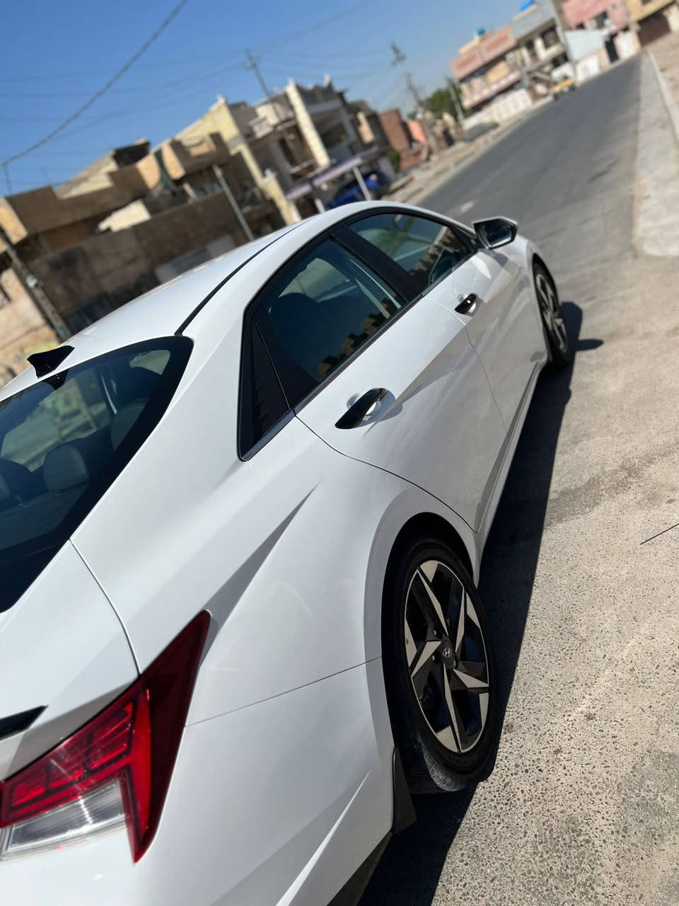 هونداي النترا ٢٠٢٢ ( هايبرد لـيمـتد )
فول مواصفات لمتد فول 1/1 للاخير
بدون كل نقص السياره
رقم بغداد بسمي
حادثها جاملغ وصلح نفسه وربع البنيد مصلح نفسة من دون فتح ما مفتوح قطعة بيها ليبل واحد أمريكية 
ايرباك استيرن ودشبول 
ماشية بأمريكا 80وحالية 93
 
مواصفات كامله 1/1 لمتد فول للاخير
فتحه سلايد
بصمه تشغيل + تشغيل عن بعد + بصمه ابواب
شاشه متصله
كيجات دجتل
اناره داخليه بالدشبول متغير
لدات امامي خلفي
زنون بلادي 3 عدسات
داخل جلد تدفئه وتبريد
رادارت امامي وخلفي وجانبي
حساس خلفي
كرسي كهرباء كامل
تحديد مسار
اوتو هولد
هاند بريك بصمه
3 انظمه قياده
شاحنه لاسلكي
كامره 360
سستم صوت ماركه bose
اشاير مري
دخول ذكي وترحيب
وجنطه ذكيه تفتح عند الاقتراب
وبعد بيها مواصفات
***********
