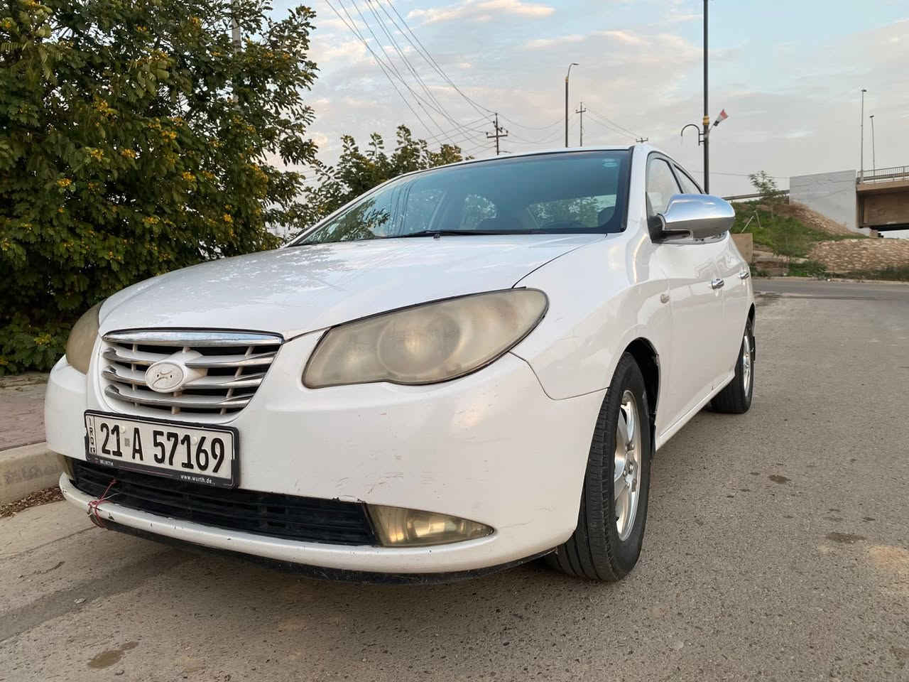 سلام عليكم
الانتره 2011 خليجي 
مكينه 1600 دكشن عالي 
رقم سليميانيه شرط لتحويل 
بيه بارد وقطعه تبديل وسونار موجود 
اي ستفسار تصال ع رقم ***********
 عنوان سياره صلاح الدين الضلوعيه
