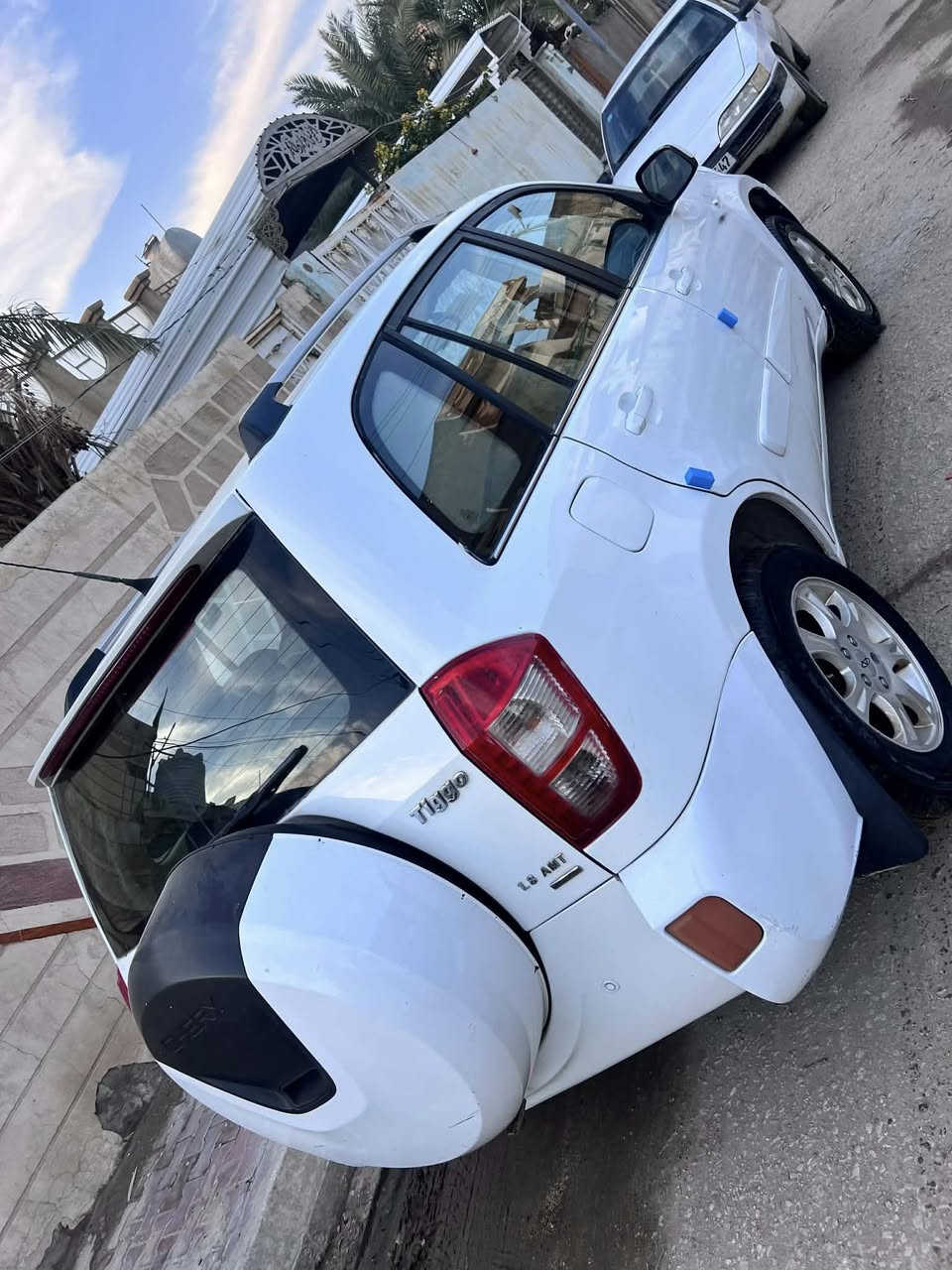 سلام عليكم❤️

تيكو 2012 رقم بغداد انكليزي سنويه وهزه جديده بدون صبغ بدون تبديل مكينه كير حداديه تخم تاير جديد سعرها 53بيها مجال مكاني سماوة
الاتصال 
***********
