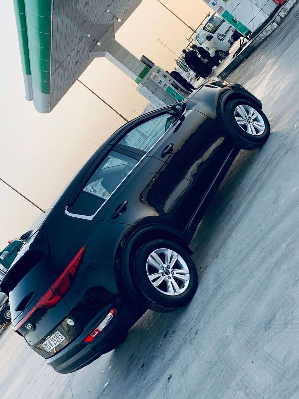 للبيع سبورتج موديل 2017  وارد أمريكي محرك 2400/ GDI الضرر فقط جاملغ أمامي صور سونار  مرفق بالمنشور شوفهن وتصل/ هزة ورقام جدد بسمي سنويه / سيارة جديدة مال بيت سيارة / السعر 139 مجال قليل مكانه قضاء الصويرة قرب المستشفى اتصال/***********
