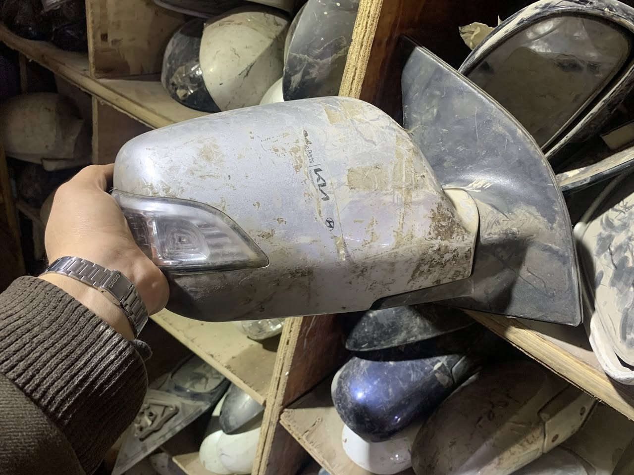 السلام عليكم 

ادوات كيا سيدونا كرنفال حاوية بلادي
ادوات موديل ٢٠٠٧-٢٠١٤ 
مكان المحل بغداد الدورة 

للاستفسار واتساب او اتصال
للحجز او الاستسار لقطع الغيار : 
***********
***********
