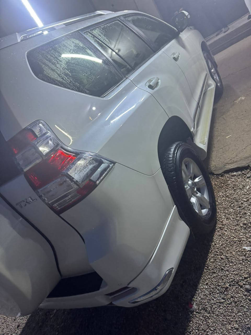 2017 فول مواصفات من شركة ساس
كشن كهربائي تبريد 3قطع 
6سلندر
ماشية 56000 الف كيلو متر 
بزاز امامي للاستفسار والتواصل على الرقم 
*********** أربيل, العراق
