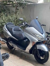 فورزه 09كرستال للبيع دراجه حلوه نضيفه مكينه مكفوله. بصمه كهربائياته كل...