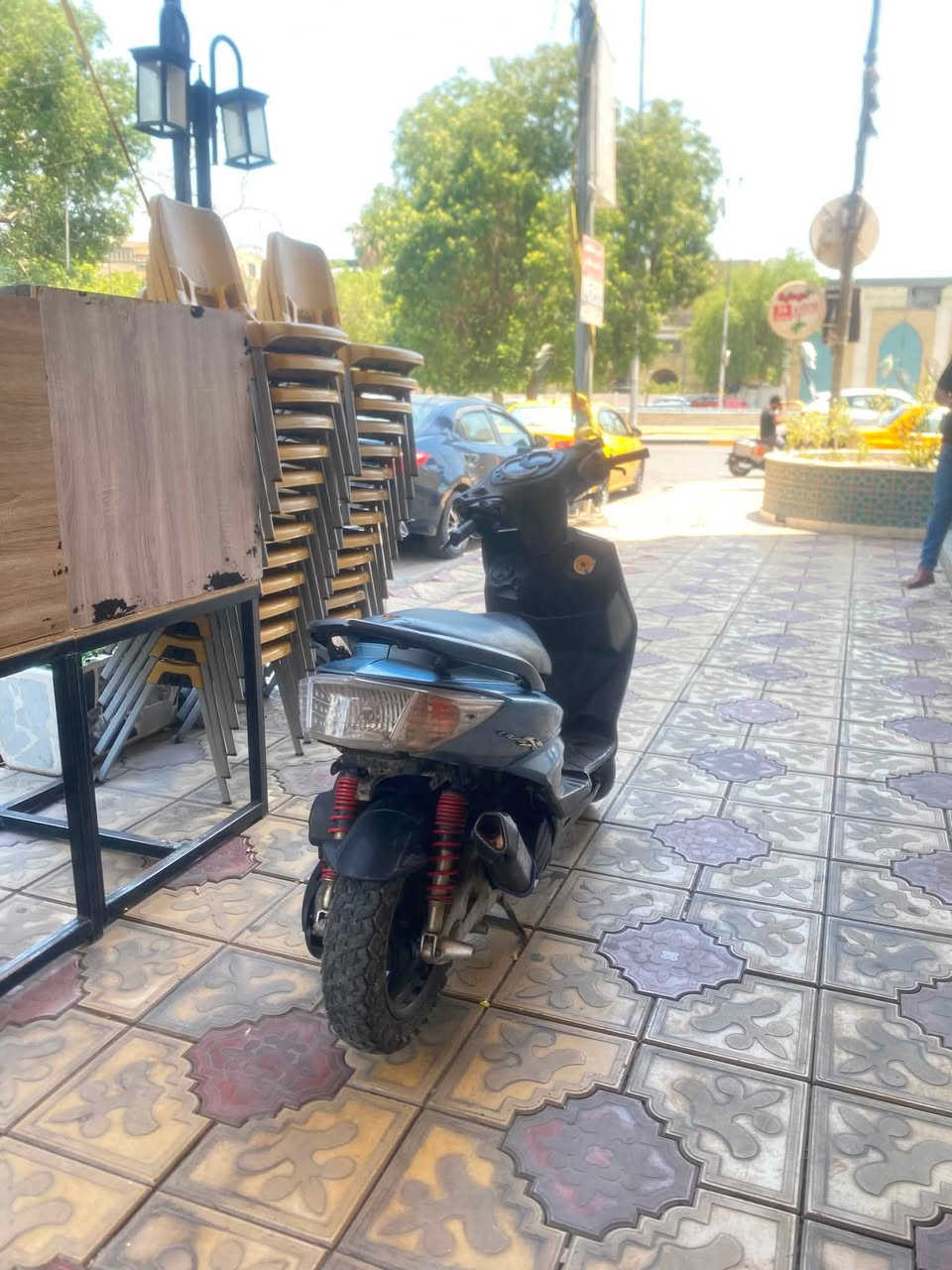 سكنس فحل كابريتر كلج امامي رياضي خلفي بلادي اي نقص مابيها فقط الدشبول اتوقع فيشه او فيوز هيج شي دراجه خير من الله صالنصه ربع صالنصتها البلاديه موجود شلعه ومعدل تشك الكاع
السعر 700 بغداد الأعظميه 
***********
