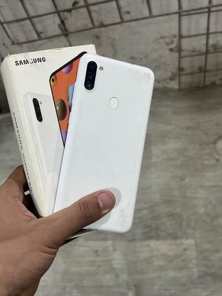 للبيع   اي ١١     السعررر ٥٥ الف 

ذاكرة ٣٢   شغال مابي اي عطل    مكاني الرميثه   خاص مفتوح
واتساب ***********
