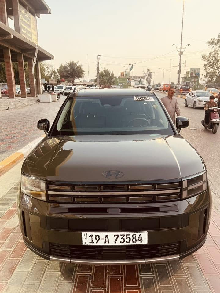 � للبيع هيونداي سنتافي XRT 2025

✨ لون زيتوني مميز وفخم
📍 بحالة ممتازة جداً

* موديل: 2025
* الفئة: XRT
* المحرك: 2.5 لتر تيربو
* القوة: 277 حصان
* دفع رباعي AWD
* ناقل حركة أوتوماتيك 8 سرعات
* عدد المقاعد: 7
* شاشة كبيرة ونظام Apple CarPlay وAndroid Auto
* فول مواصفات * 
* ممشى: 15 ألف ميل فقط

السيارة نظيفة جداً، استخدام خفيف، وجاهزة للفحص. فئة XRT تتميز بالشكل الرياضي والارتفاع المناسب للطرق المختلفة مع تجهيزات متكاملة للراحة والأمان

*السيارة رقم شهداء كربلاء 
جاهز للوكالة باي وقت
* ايرباك بردة فقط وراجع سستم 
*تبديل باب خلفي اصلي وكالة 
مع صبغ نص الباب الامامي 
*السعر ب245$
ترهم بيع ومرواس ومدة 
مكانها كربلاء
***********

