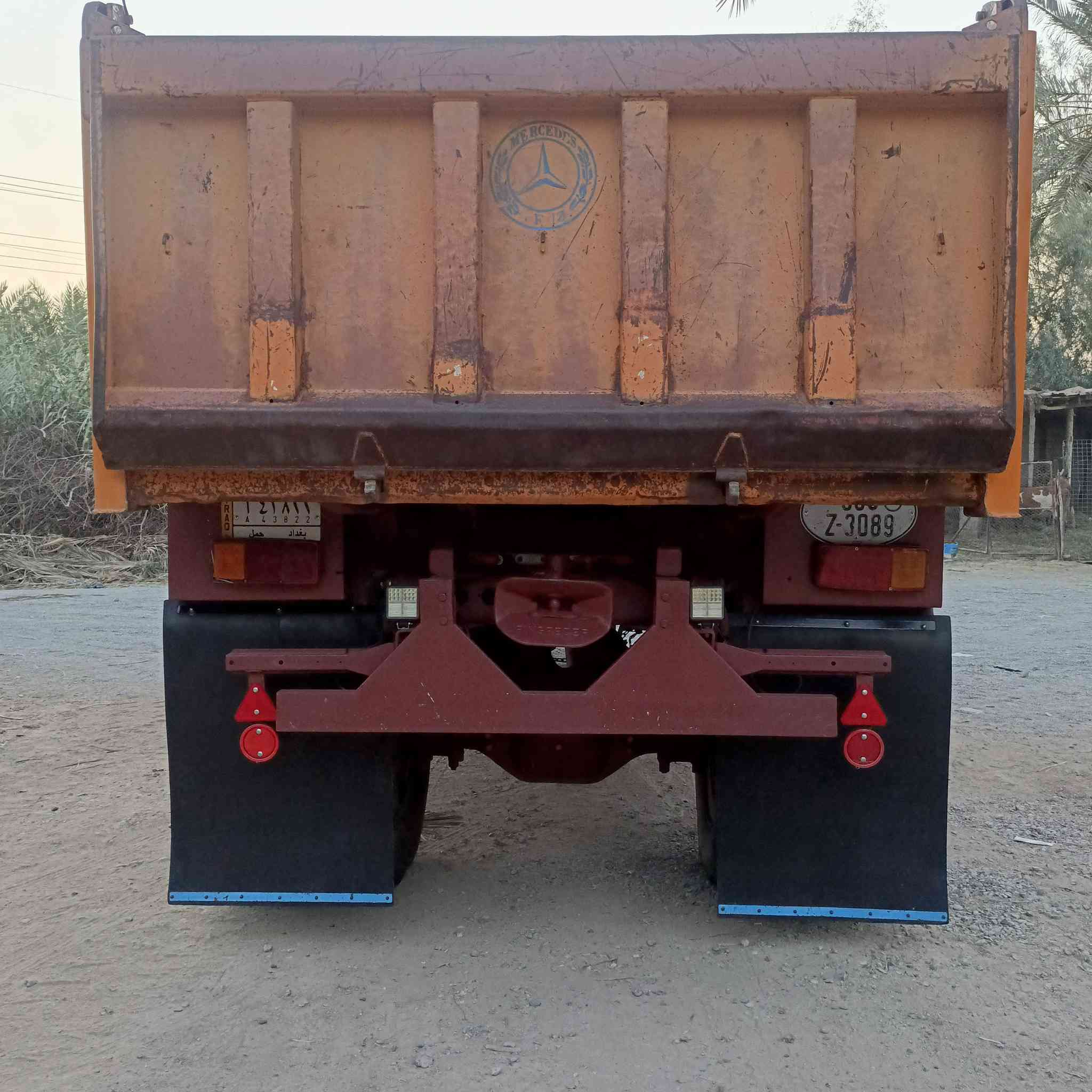 للبيع تك ٨١ابلادية تخم تاير مكية كيرابوشخاطة شاصي مكفول رقم بغداد إنكليزي لاتصال على الرقم ***********
