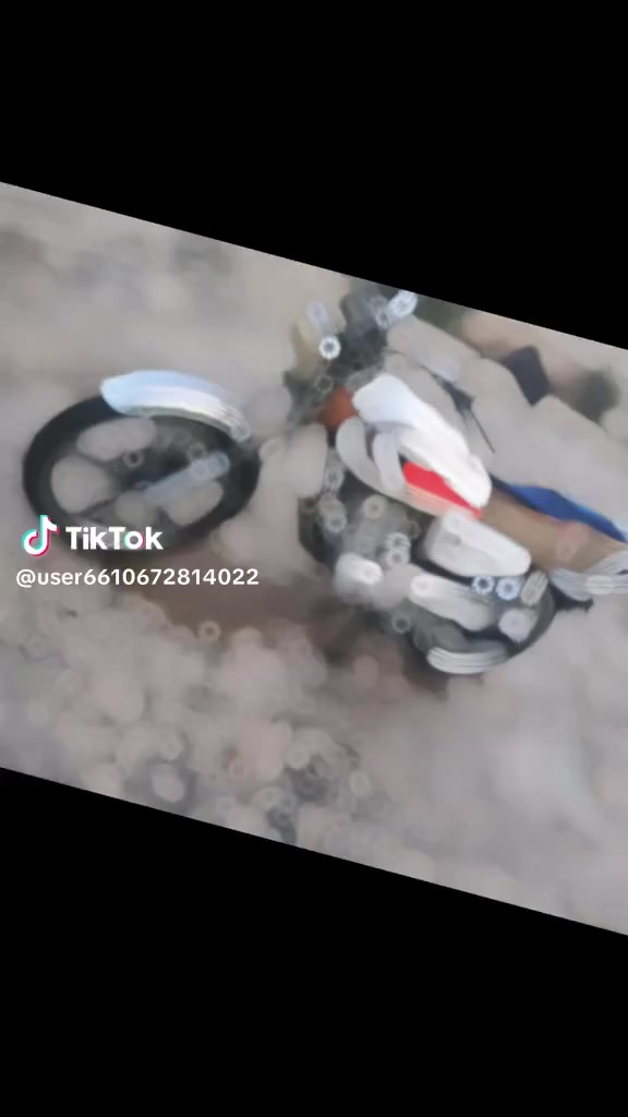 السلام عليكم دراجه للبيع موديل 20 اوراق كامله مكاني ديالى سراجق ولد العباس تعال خاص الرقم فقط واتسا***********
