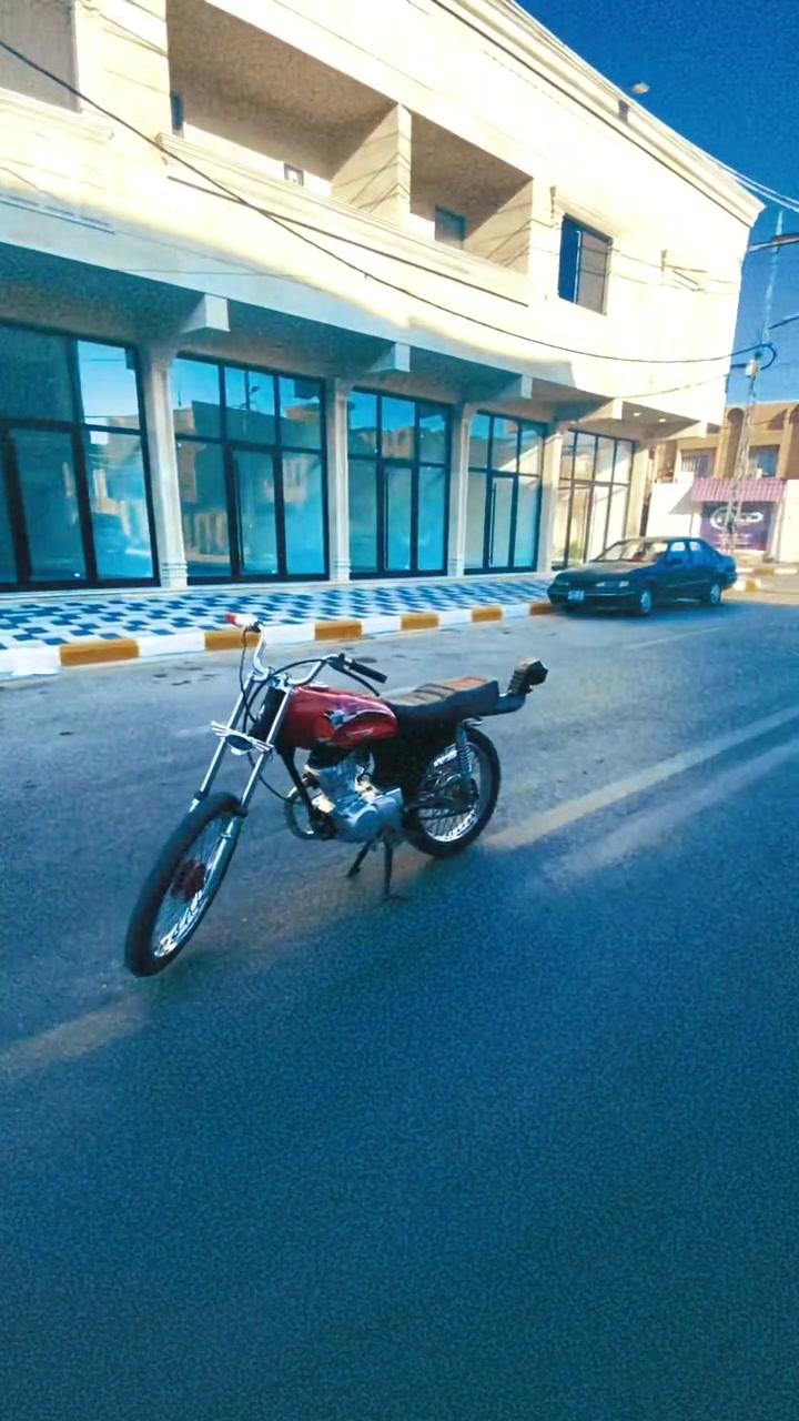 سلام عليكم دراجه شاصي موديل 21 خفيف بوري رفيع مكينه سيجي نامه ام الحربه المشيف الاصلي براغي صفر كلشي ماعوزه اوراق نقصه بس دوسه بريك لاتعبني ولا تعبك ٧٠٠ وبيه مجال حك الجيه ماطور بطل و مخزن حتى ماطالع بي مكان كوت داموك شارع المثلث *********** خاص متواجد
