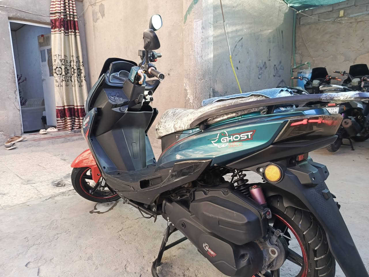 دراجه صيني موديل 2024 محرك 150ccمفتوح ولفات فقط الباقي مكفول الدراجه بيهه شلعه قويه ومعدل كهربائيات كلهه شغالة لايت عالي ناصي بريگ امامي خلفي
مكاني ناصريه الأسكان الصناعي 
السعر 400وبيها مجال قليل


**إذا كنت صاحب هذا الإعلان وتريد حذفه لأي سبب، رجاءا أرسل رسالة إلى الدعم الفني**