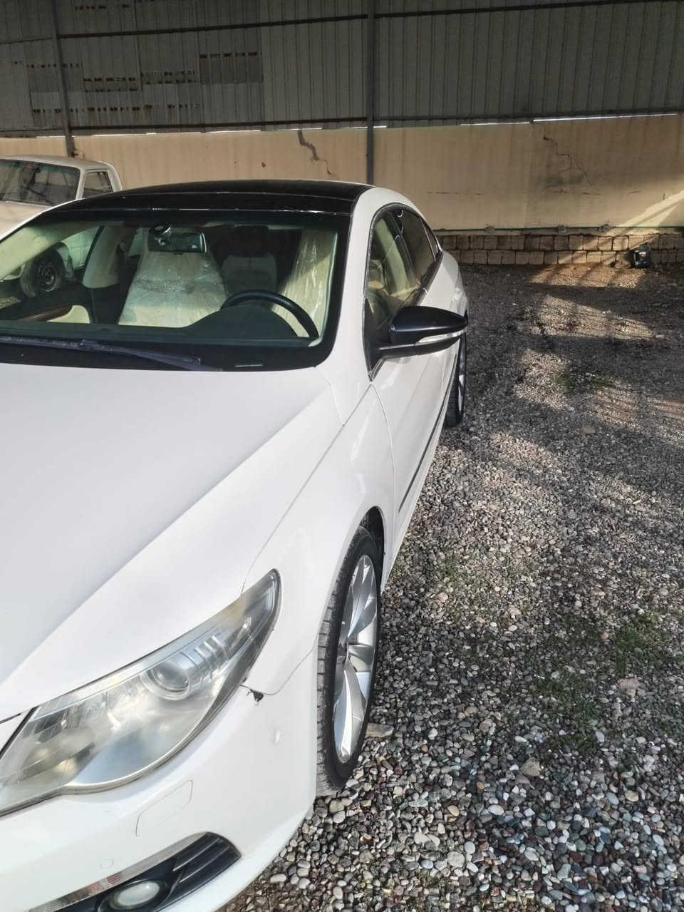 سيارة باسات للبيع محرك وكير نظيف
موديل ٢٠١٢. 
فول مواصفات تشغيل بصمة وتحكم ستيرن ومري وتدفئة وتبريد فول تدفئة وتبريد كشن السائق والسكن
مثبت سرعة و مثبت ستيرن شفتات سرعة 
رقم جديد. صبغ عام
سعر ٧٠ وبيها مجال
باقي التفاصيل اتصل على الرقم
***********
