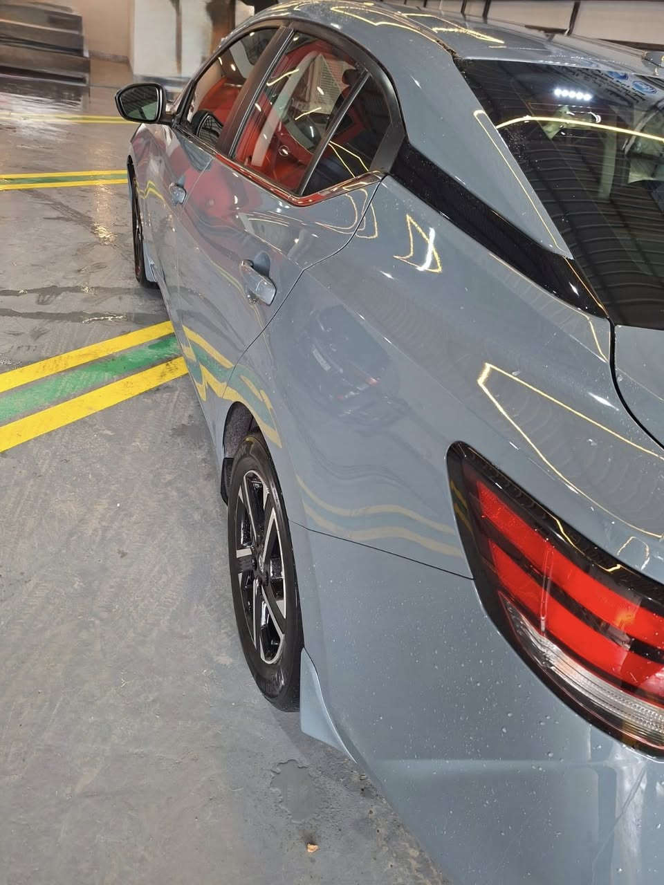 السلام عليكم
نيسان سنترا موديل 2025 SV
دخول جديد تترقم جميع المحافظات 
المواصفات 
رادار امامي 
رادر جانبي 
تدفئه كشن 
تدفئه ستيرن 
ماشية3mi 
بصمه تشغيل وابواب 
محرك 2000 
شاشه كبيره 
حادثها بنيد مبدل ومصبوغ 
150$ وبيها مجال 
***********
