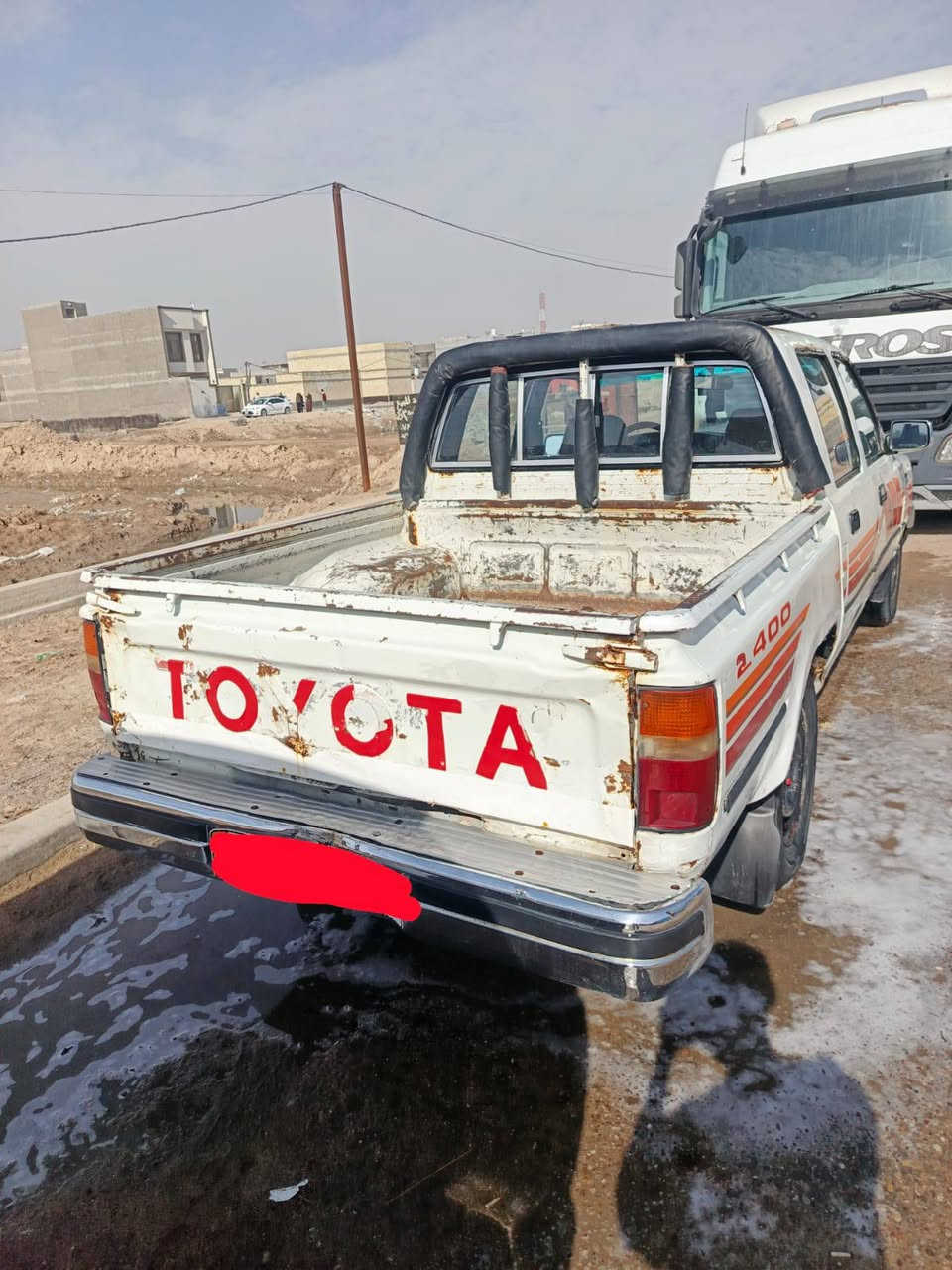 السلام عليكم للبيع بيكب تيوتا موديل ٩٣ رقم جديد بصره تحويل ثاني يوم السياره مكفوله خير من الله السعر ٥٥ وبيه مجال العنوان البصره ابي الخصيب رقم الهاتف ***********
