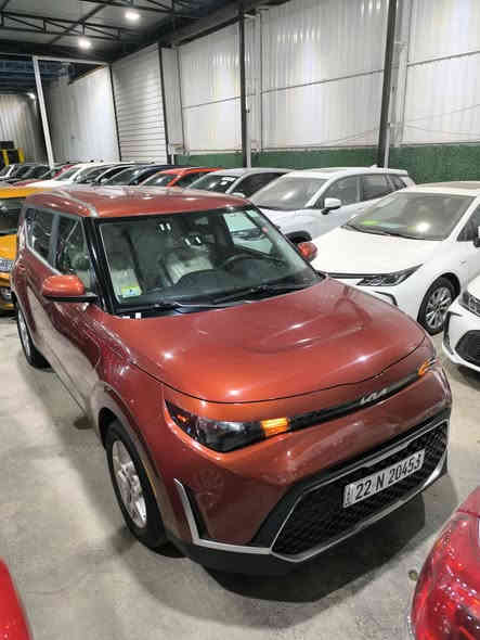 للبيع كيا صول 2023
وارد امريكي دخول جديد 
--------------------------
 * المواصفات * LX
• رادار تحديد مسار مثبت سرعه 
• تحكم ستيرن جهتين 
• ويل كب 
• شاشة اندرويد أوت - أبل كار بلي 
• كاميرا خلفية 
• اتو بريك خلفي
• محرك 2.0 دوش
• داخل لونين
• تحذير النقطة العمياء 
• شاشة اعطال
• باقي المواصفات موضحة بالصور 
------------------------
الضرر.
صور الحادث مرفقة بالمنشور 
السعر (( 166 )) 💸💸 قابل للتفاوض 
للاستفسار الاتصال على الارقام التالية 
📱- ‏***********
