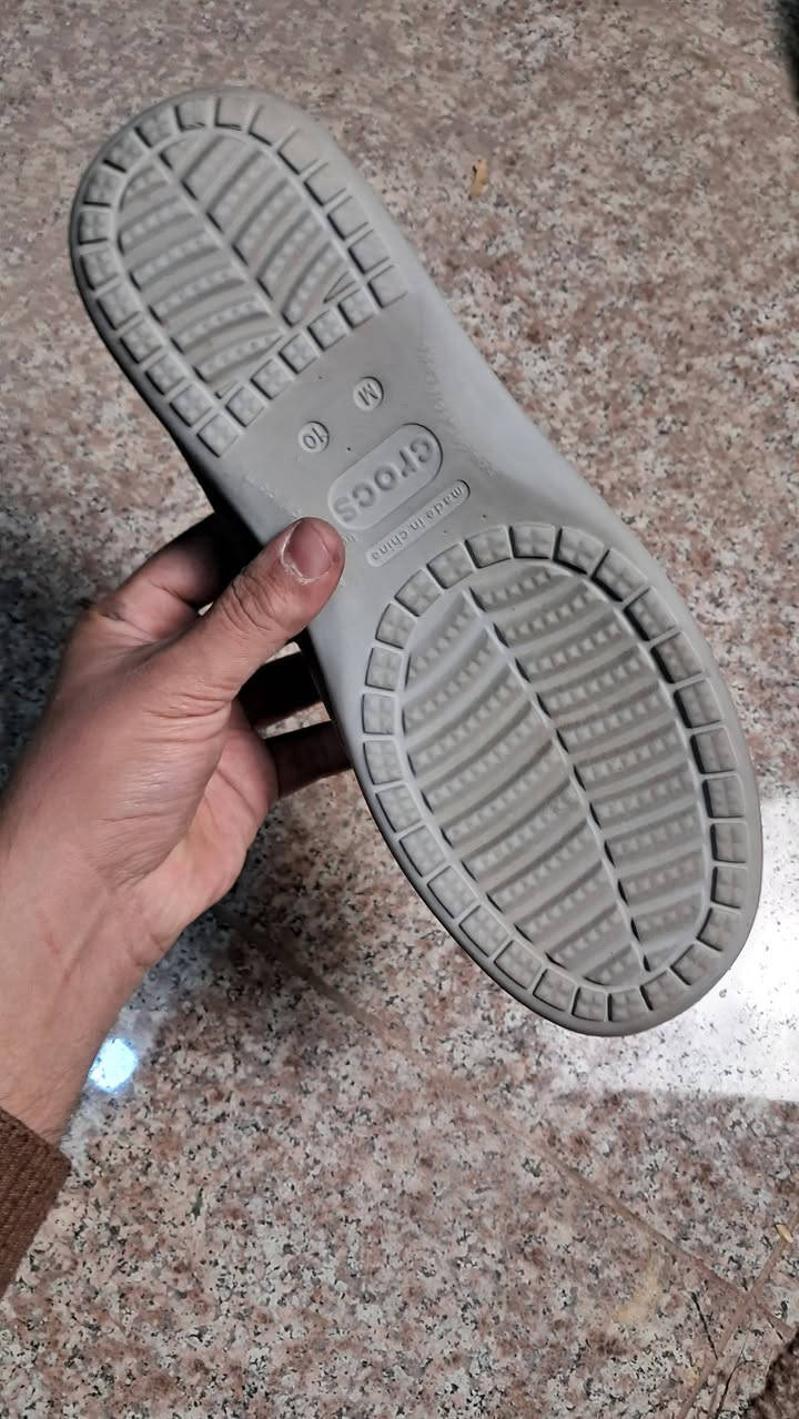 قياس 41 ونص توبسايدر أصلي كتان
باله أوربي بحاله الوكاله 
توصيل لجميع محافظات 🚕 العراق


**إذا كنت صاحب هذا الإعلان وتريد حذفه لأي سبب، رجاءا أرسل رسالة إلى الدعم الفني**