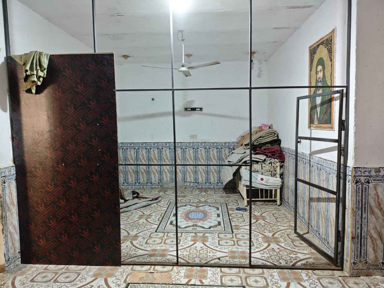 السلام عليكم بيت  مساحته 200م
الدوانم حي السلام  طابقين   للبيع   للتواصل اتصل ***********او ادخل خاص
