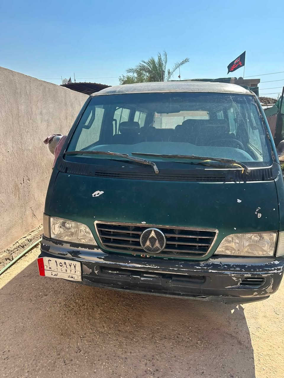 السلام عليكم ستانه طويله محرك بيه بخار كير جيد  معمره ومدوشمه محتاجه بس صبغ راعيه يمي شرط مداور كاعيه جديده ومعمره 
دوشمة الجنابي 
باتري جديد 
تخم تاير 
محتاجه بس صبغ سياره 
كهربائياته شغاله 
مكاني طهمازيه ***********
